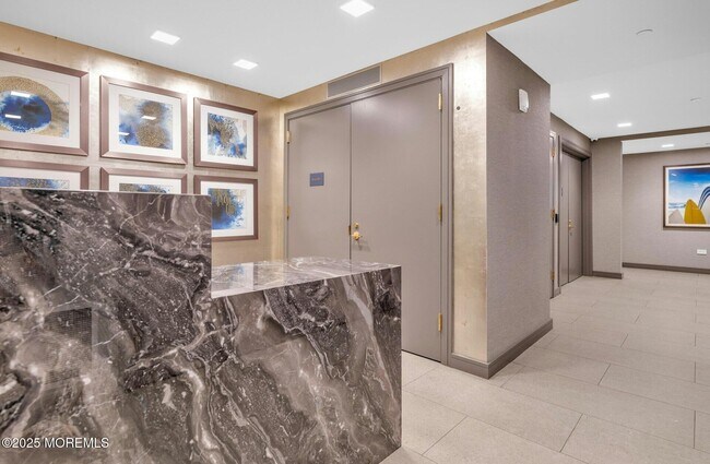 Building Photo - 15 Morris Ave