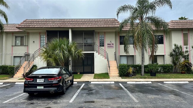 Primary Photo - 413 Lakeview Dr