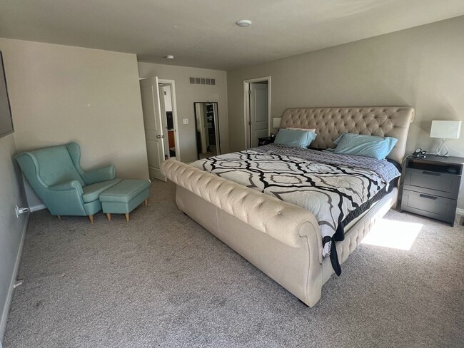 Building Photo - 13788 Grandeur Ave