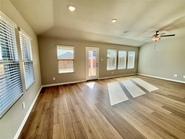 Building Photo - 2104 Rannoch St