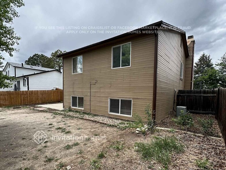 Building Photo - 17600 Ponderosa Ave