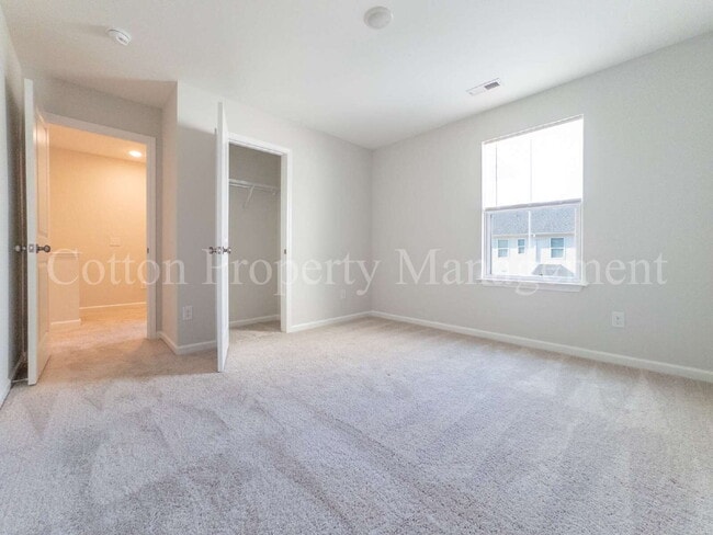 Building Photo - 9044 Laurel Bay Ln