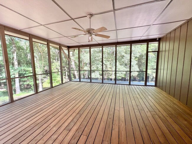 Building Photo - 3005 Hickory Tree Pl