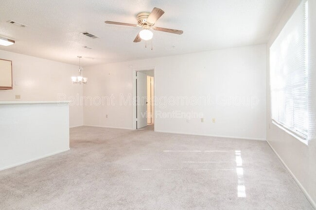 Building Photo - 642 Dory Ln