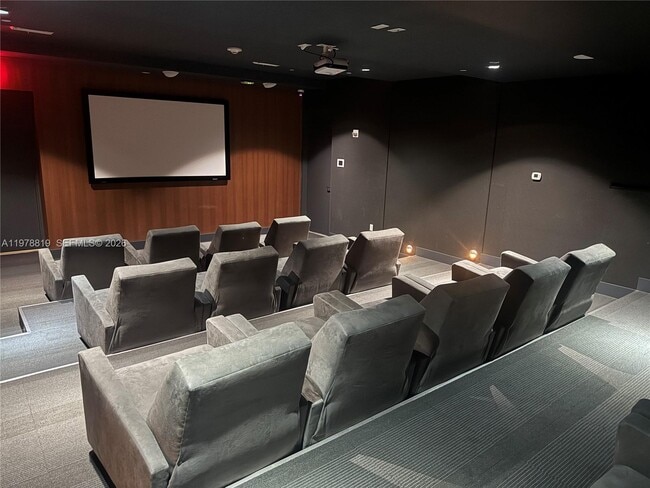 Building Photo - 500 Brickell Ave