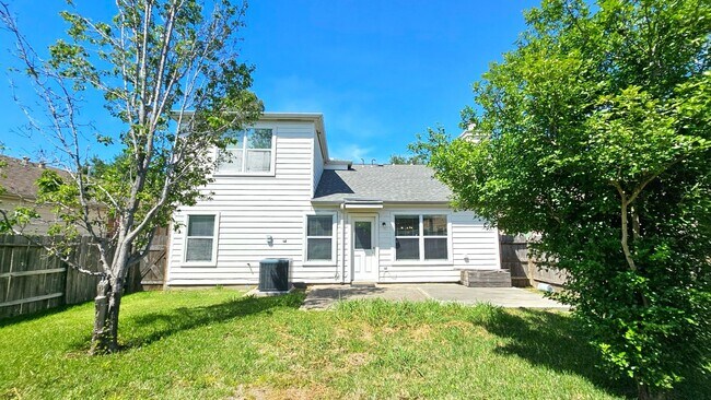 Building Photo - 714 Cypresswood Ridge
