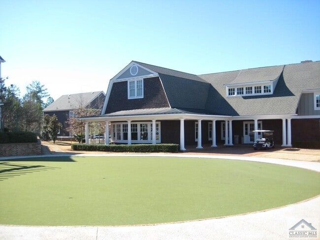 Building Photo - LEASING FOR IMMEDIATE MOVE IN!