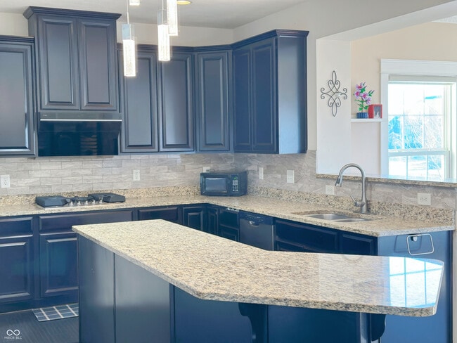 Building Photo - 14451 Integrity Ct