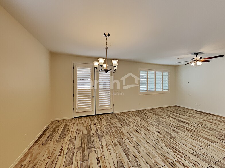 Building Photo - 16657 W Jenan Dr