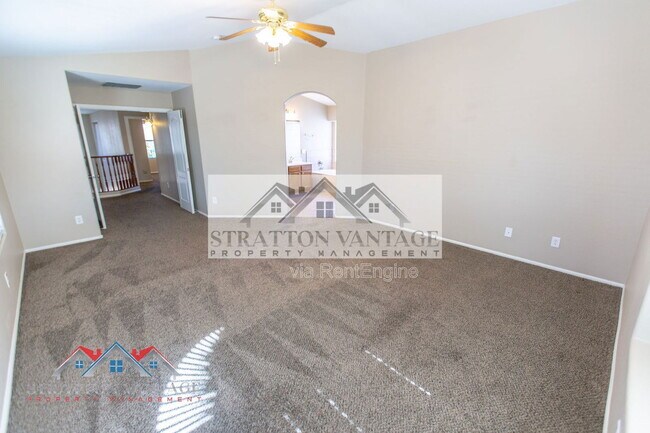 Building Photo - 4808 W Allen St