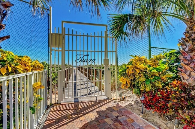 Building Photo - 3000 N Ocean Dr