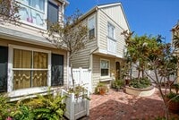 Building Photo - BEAUTIFUL, BRIGHT & AIRY, 3BR2.5BA TOWNHOME ON THE WESTERN-MOST CORNER/END OF THE EXCLUSIVE 1800 ...