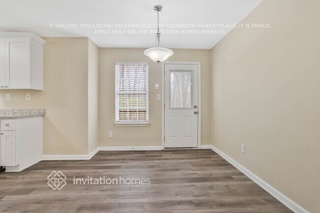 Building Photo - 282 Seals Dr