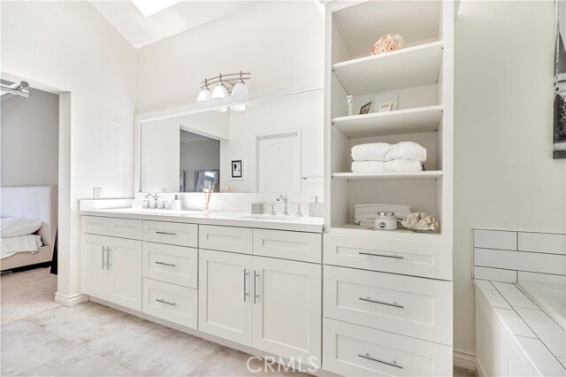 Building Photo - 24901 Seagate Dr