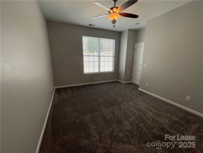 Building Photo - 221 Spring Gardens Drive