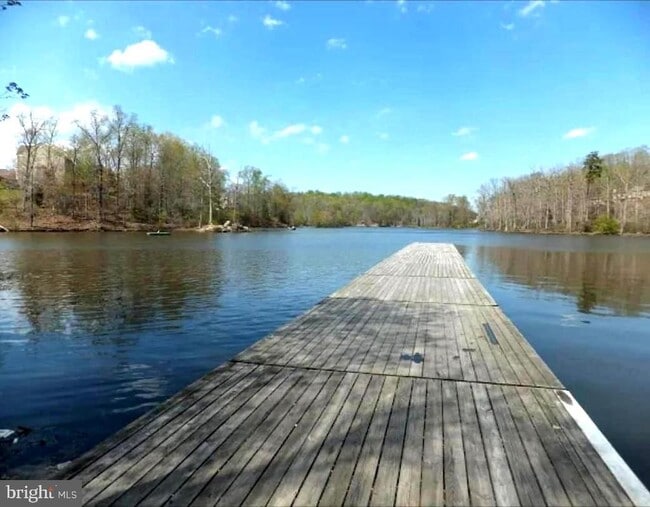 Building Photo - 2919 Seminole Rd