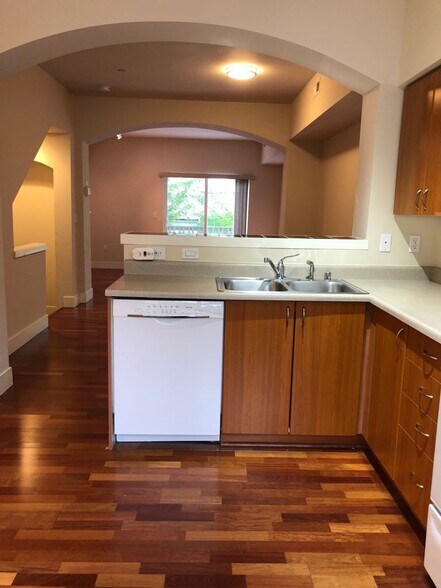 Building Photo - 18270 Northeast 97th Way