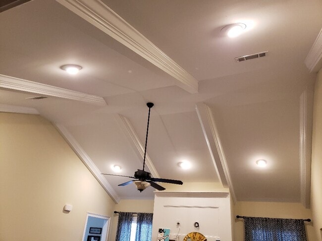 Building Photo - 972 Wheat Ridge Dr