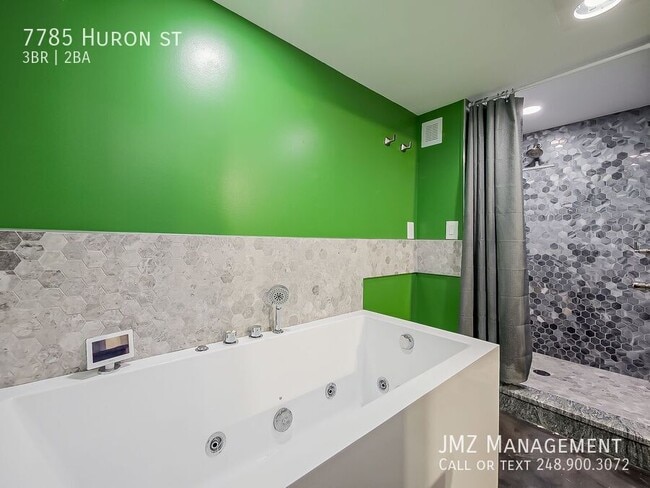 Building Photo - 7785 Huron St