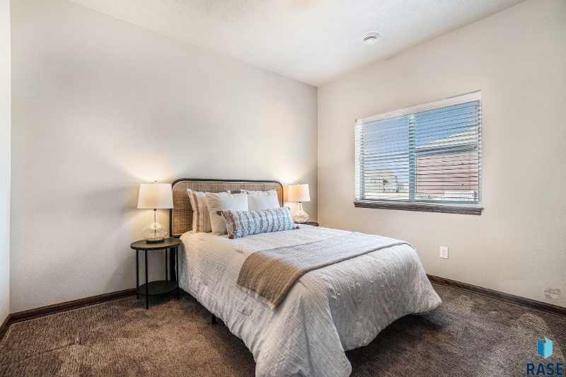 Building Photo - 8907 Annabelle St