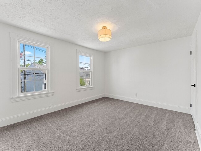 Building Photo - Beautifully Updated 3-Bedroom Home with Spacious Front Porch in Mount Holly
