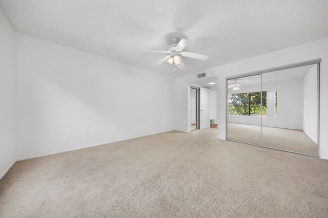 Building Photo - 44049 Elba Ct