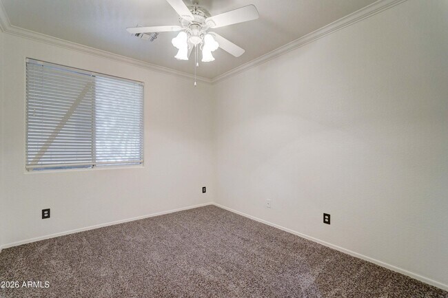 Building Photo - 1157 W Mesquite St