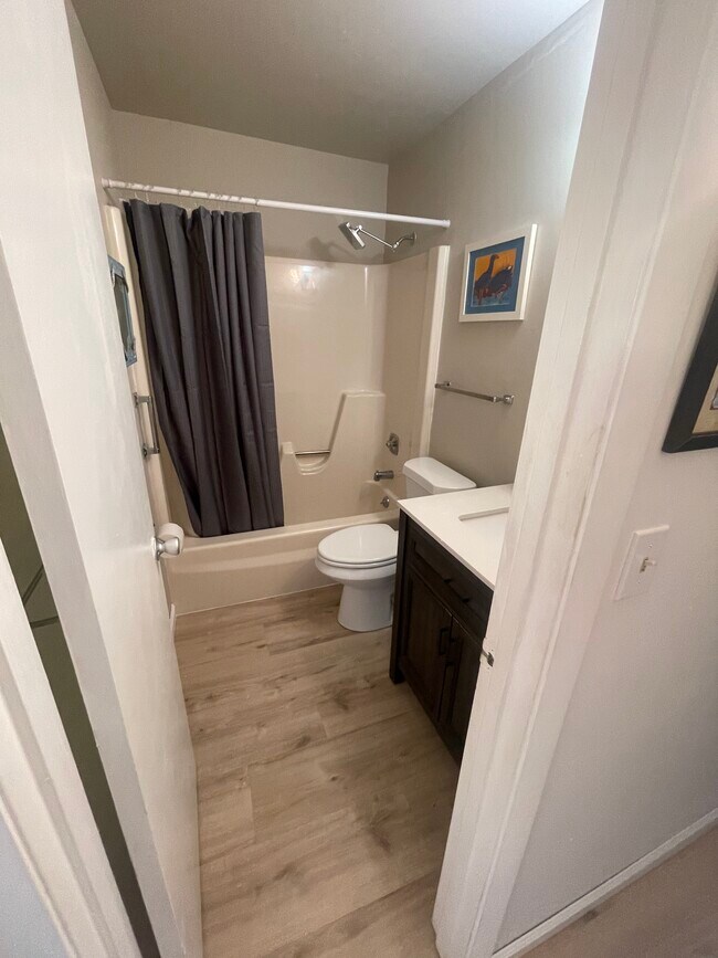 Building Photo - 52 Woodland Dr