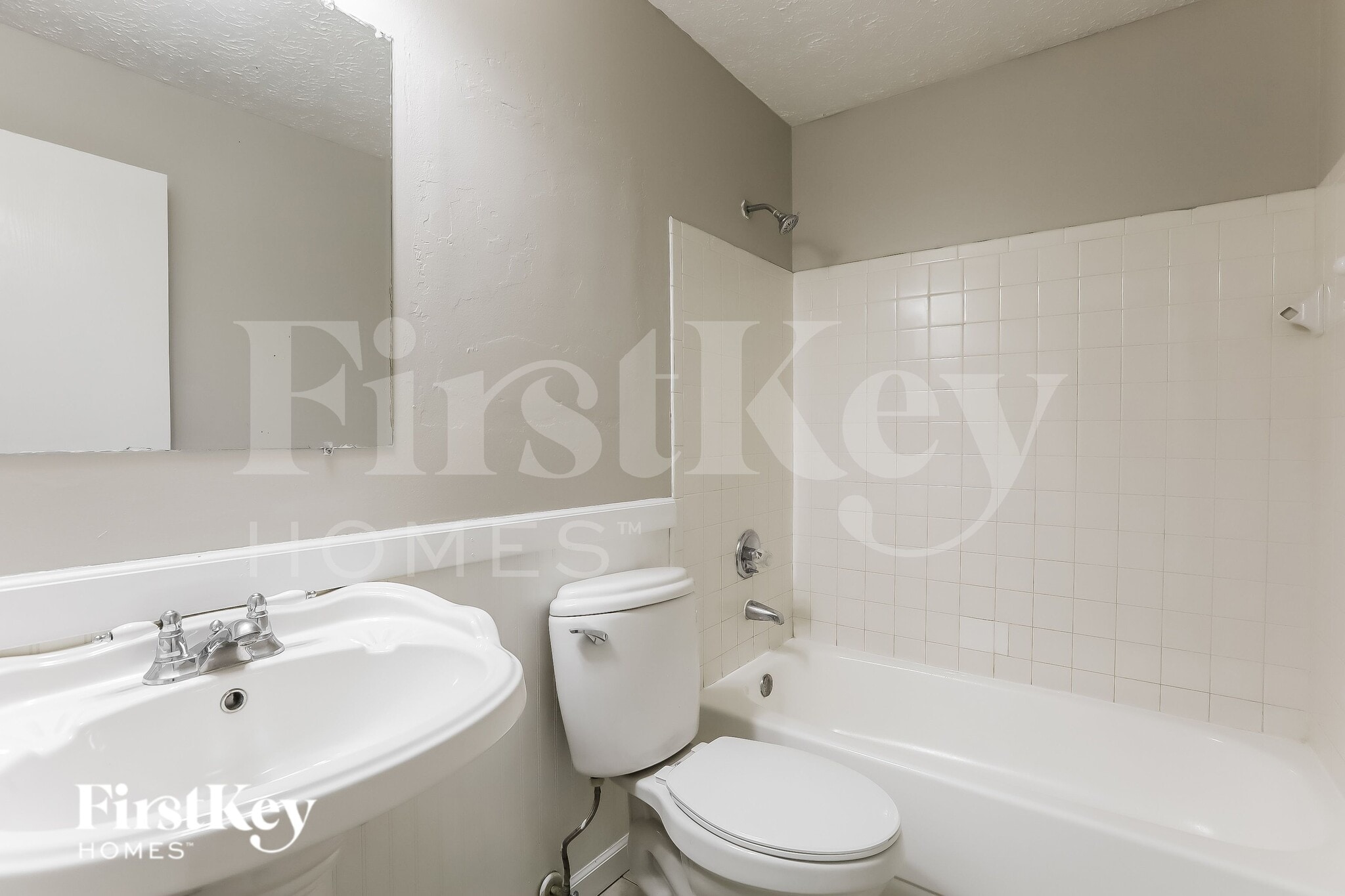Building Photo - 5607 Northport Dr