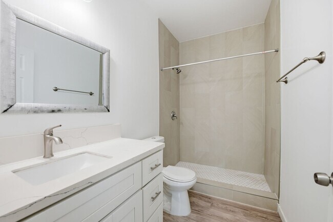 Building Photo - 6330 Mesita Dr
