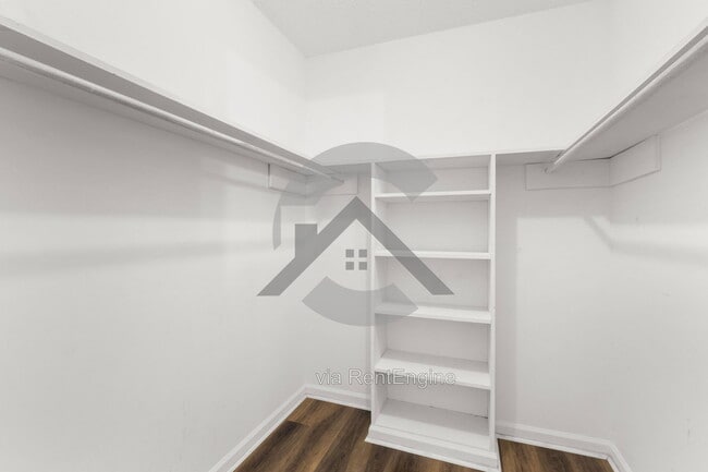 Building Photo - 16 Scarlet Maple Ct