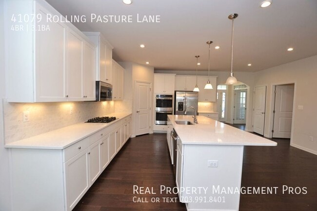 Building Photo - 41079 Rolling Pasture Ln