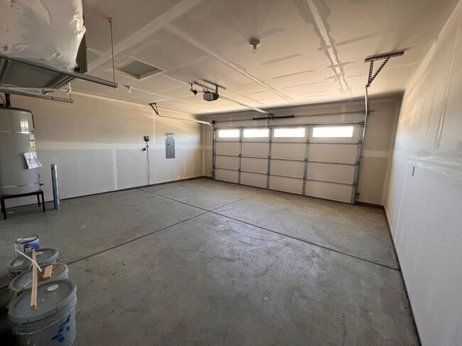 Building Photo - Newer Construction Home For Rent!