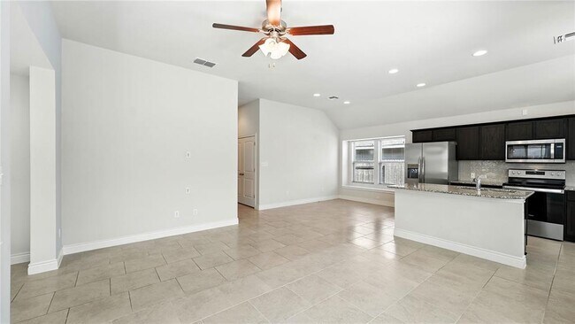 Building Photo - 490 Nautical Lp
