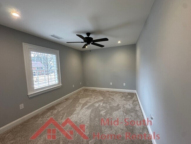 Building Photo - 1965 Cordes Rd