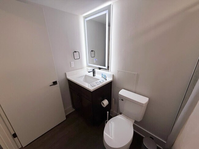 Building Photo - 801 15th St S