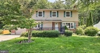 Building Photo - 13 Sturbridge Dr