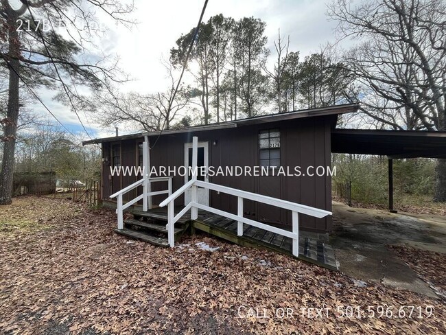Primary Photo - 217B Taylor Rd-