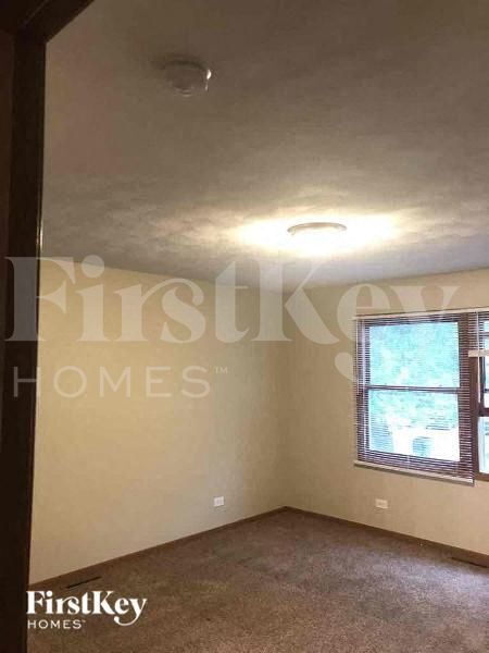 Building Photo - 1917 Joanna Ave