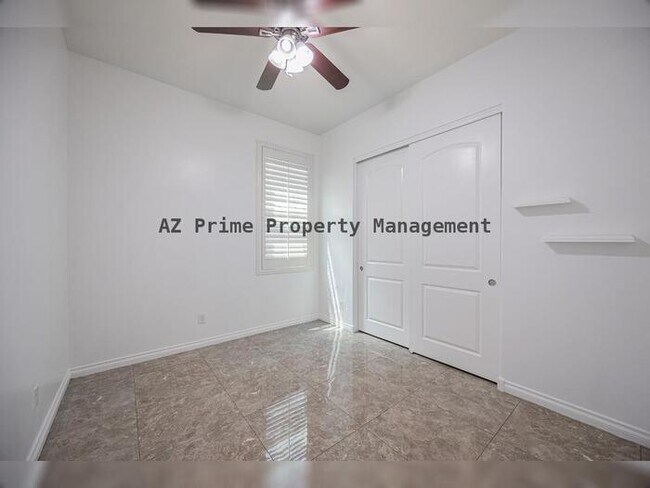 Building Photo - 224 E Mead Dr