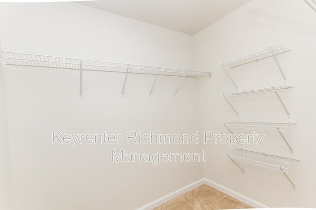 Building Photo - 8986 Ringview Dr