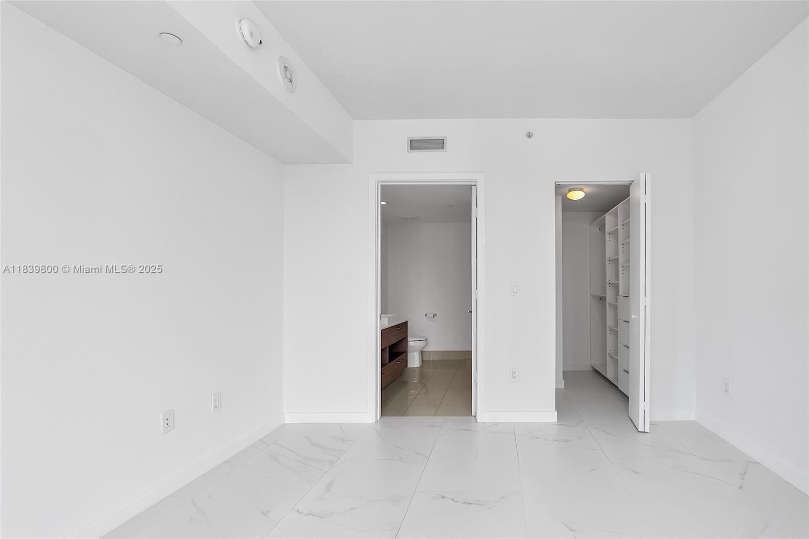 Building Photo - 1300 S Miami Ave
