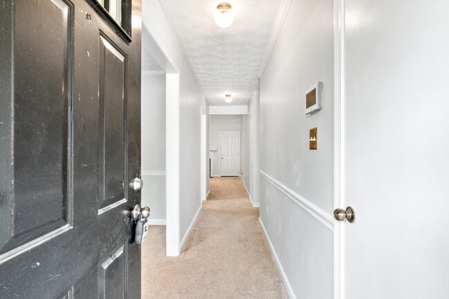 Building Photo - 1704 Hunting Creek Dr SE