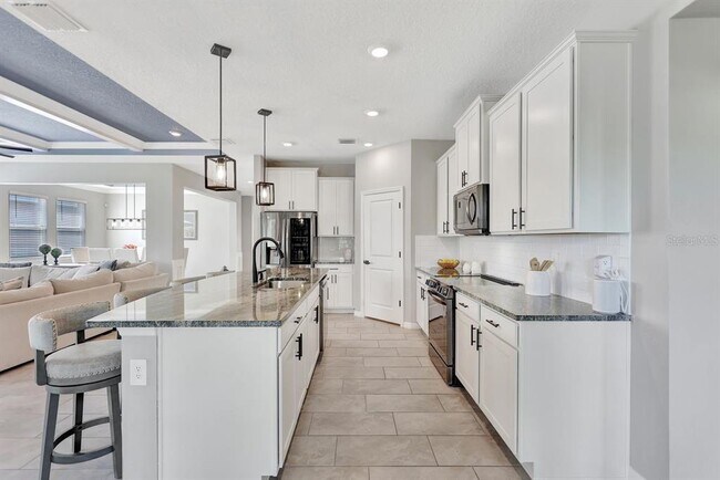 Building Photo - 17032 Harvest Moon Way