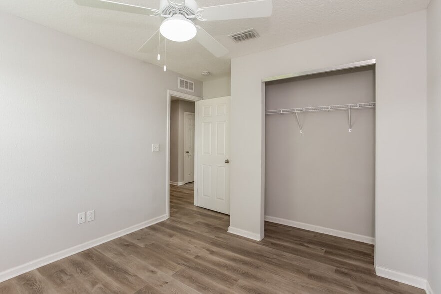 Building Photo - 8349 Highfield Ave