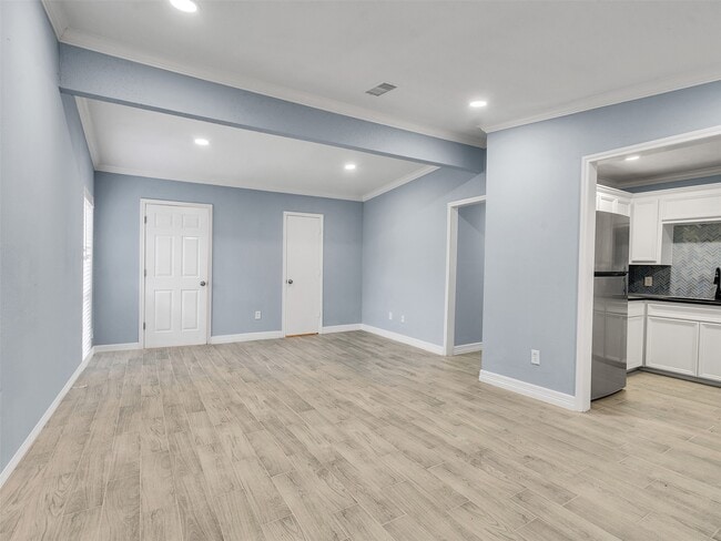 Building Photo - 4418 Dacca Dr