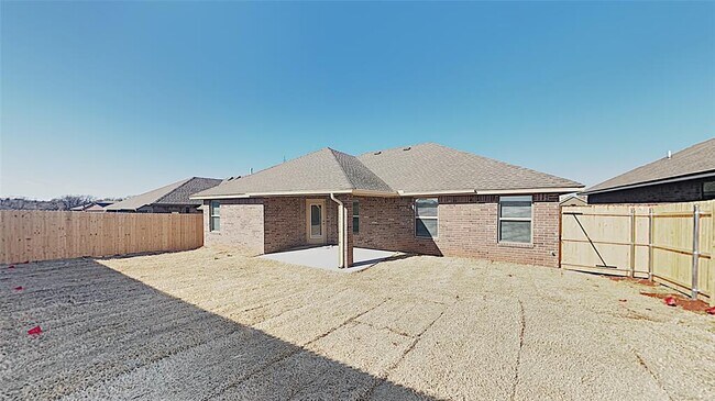 Building Photo - 6304 NW 178th Cir