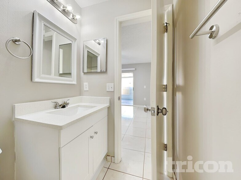 Building Photo - 507 Beasley Ct