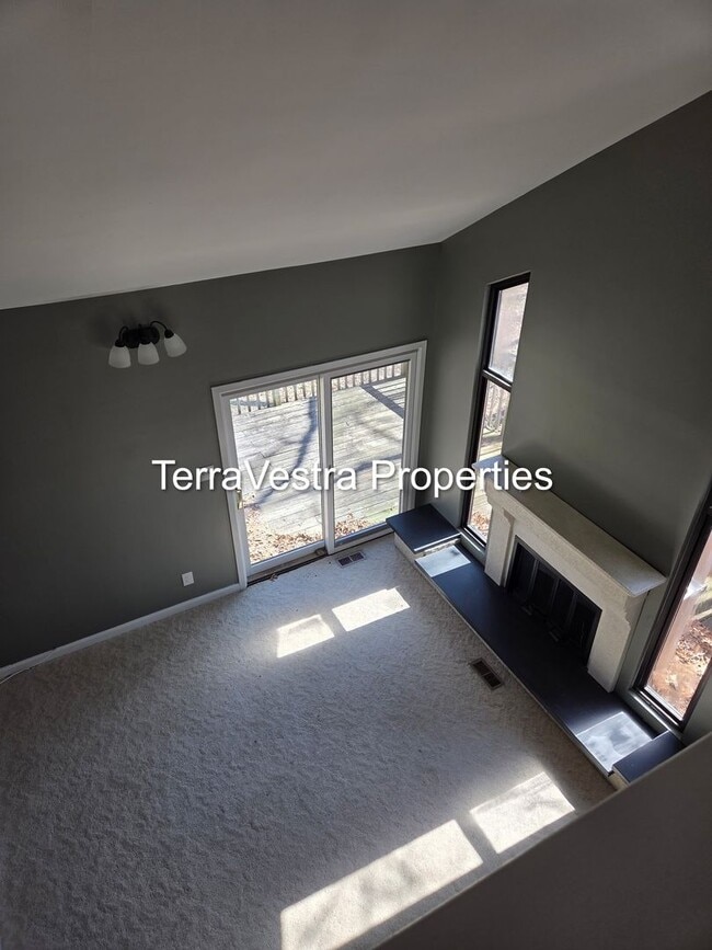 Building Photo - 3 Bed 2.5 Bath in Sicklerville! Eligible for $500 Security Deposit.