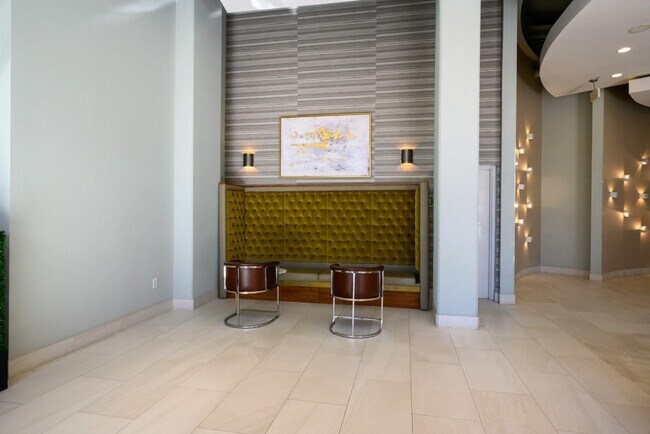 Building Photo - 250 Pharr Rd NE